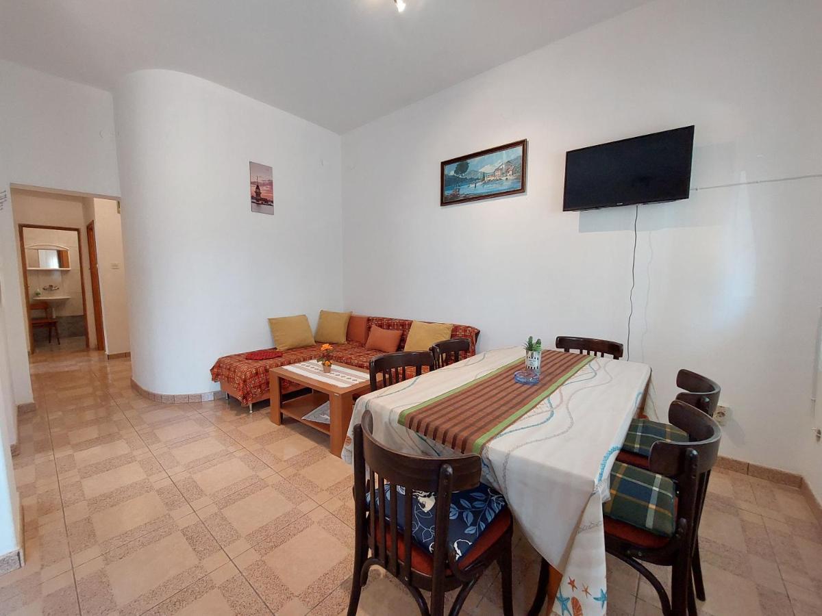 Apartment Ankica Пунат Екстериор снимка