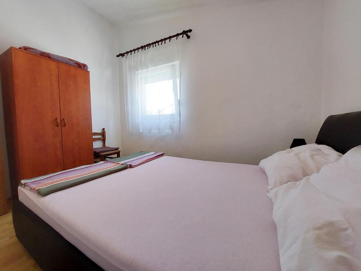 Apartment Ankica Пунат Екстериор снимка