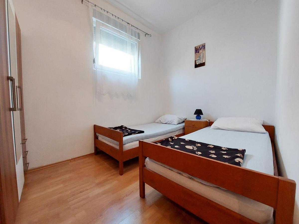 Apartment Ankica Пунат Екстериор снимка