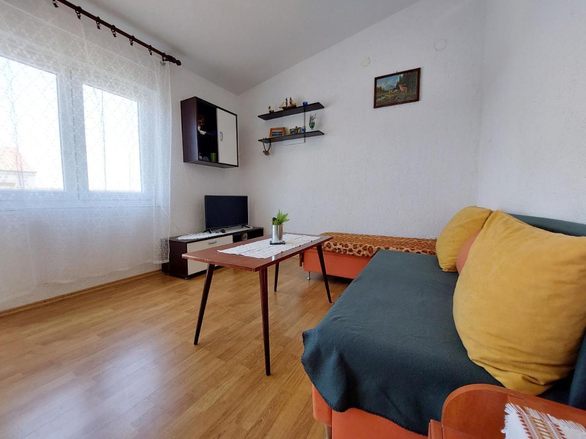 Apartment Ankica Пунат Екстериор снимка