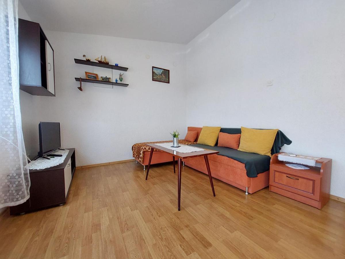 Apartment Ankica Пунат Екстериор снимка