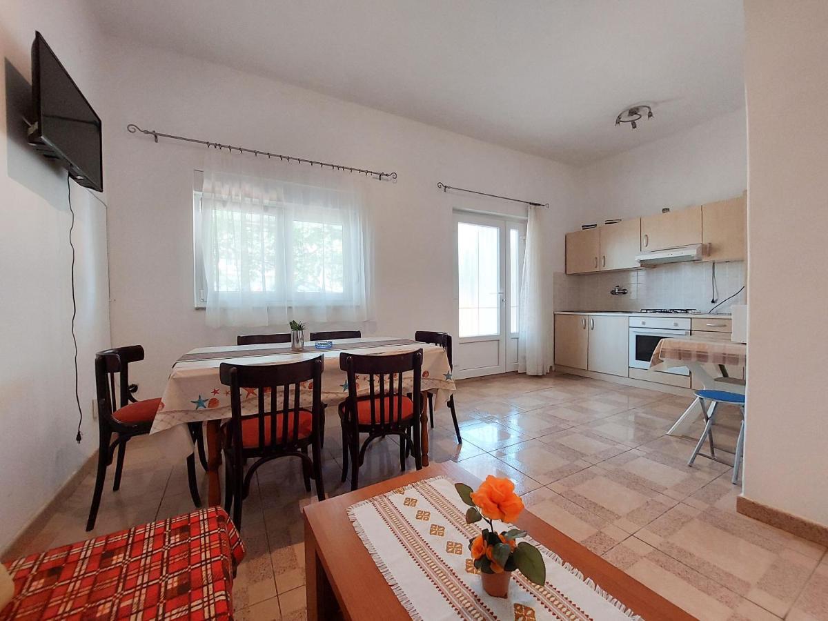 Apartment Ankica Пунат Екстериор снимка