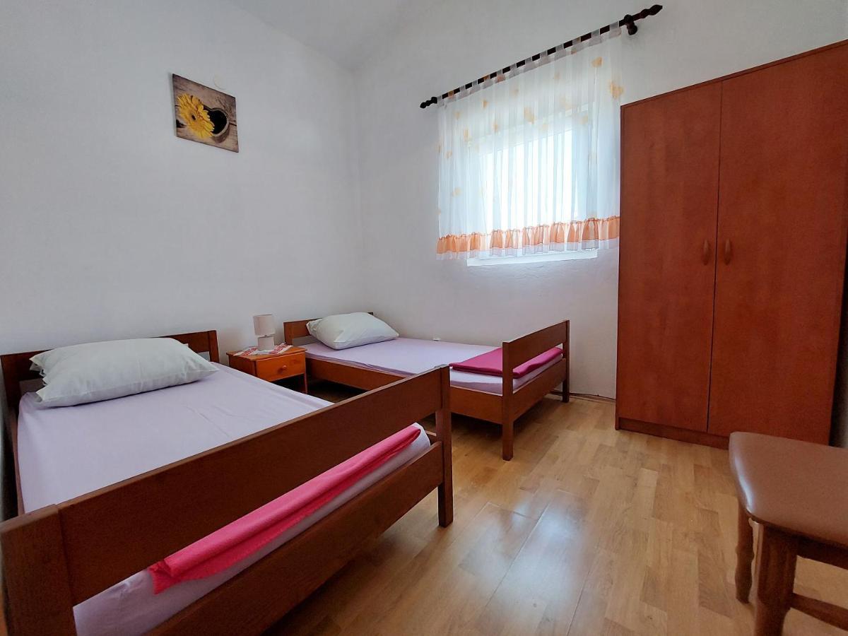 Apartment Ankica Пунат Екстериор снимка