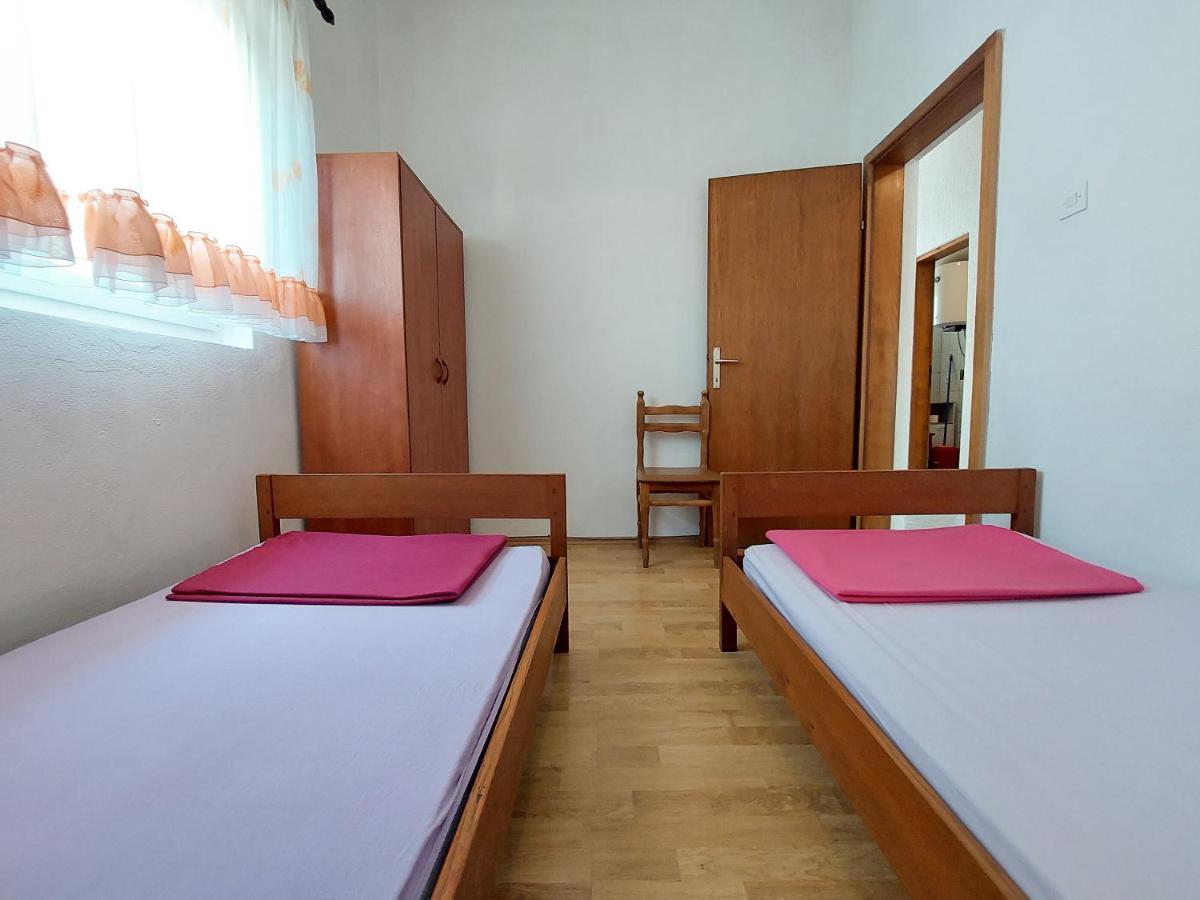Apartment Ankica Пунат Екстериор снимка