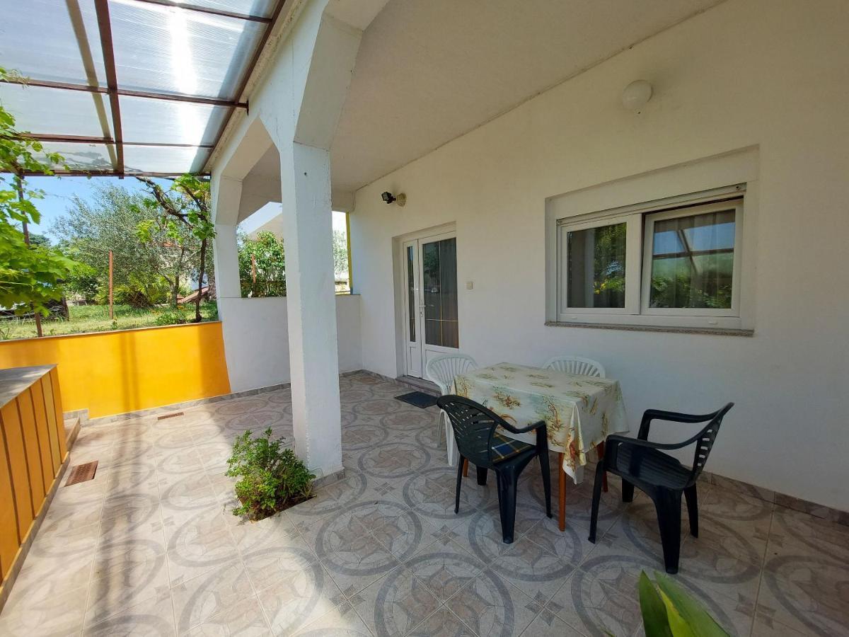 Apartment Ankica Пунат Екстериор снимка
