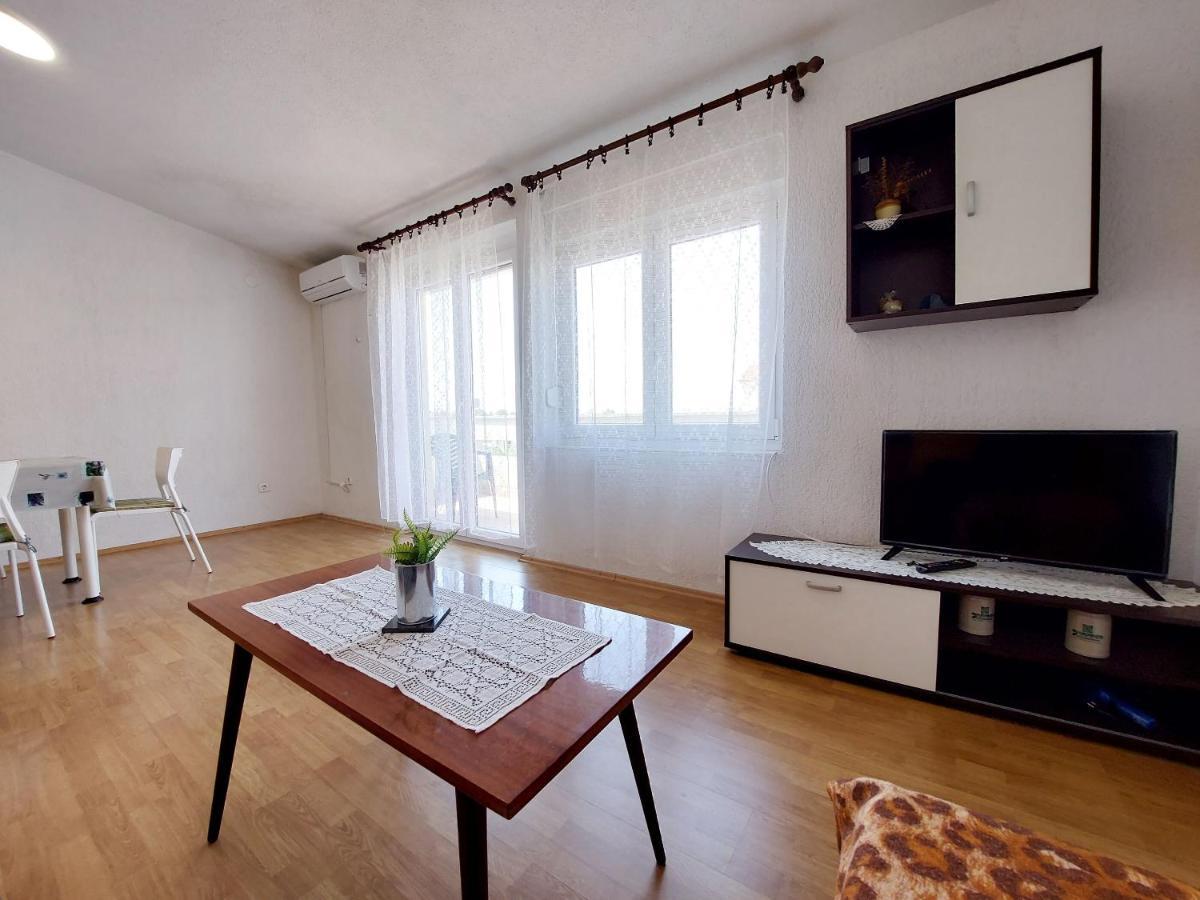 Apartment Ankica Пунат Екстериор снимка